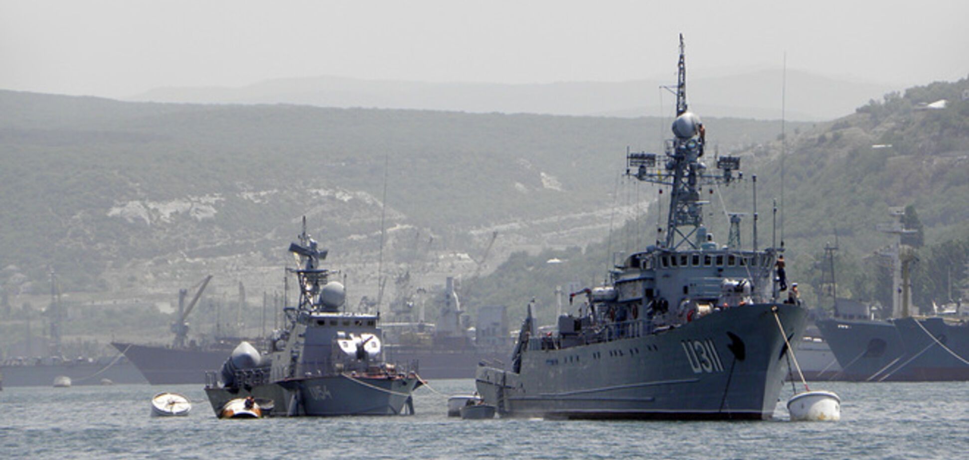 Чому зменшують втричі чисельність ВМС?