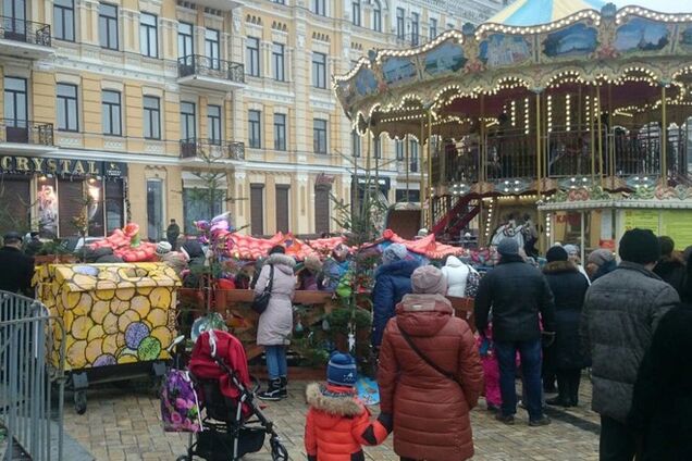 В Киеве появились мусорные баки 'с мозгами': опубликованы фото