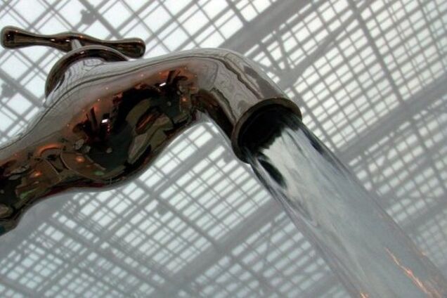 Эксперт рассказал, как киевлянам избежать отравления водой