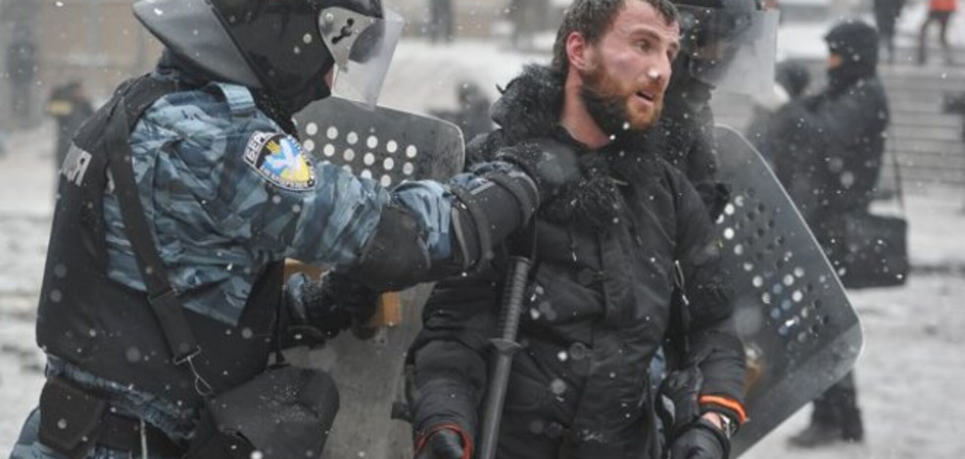 Евромайдановцев могли пытать сотрудники российских спецслужб в форме 'Беркута'