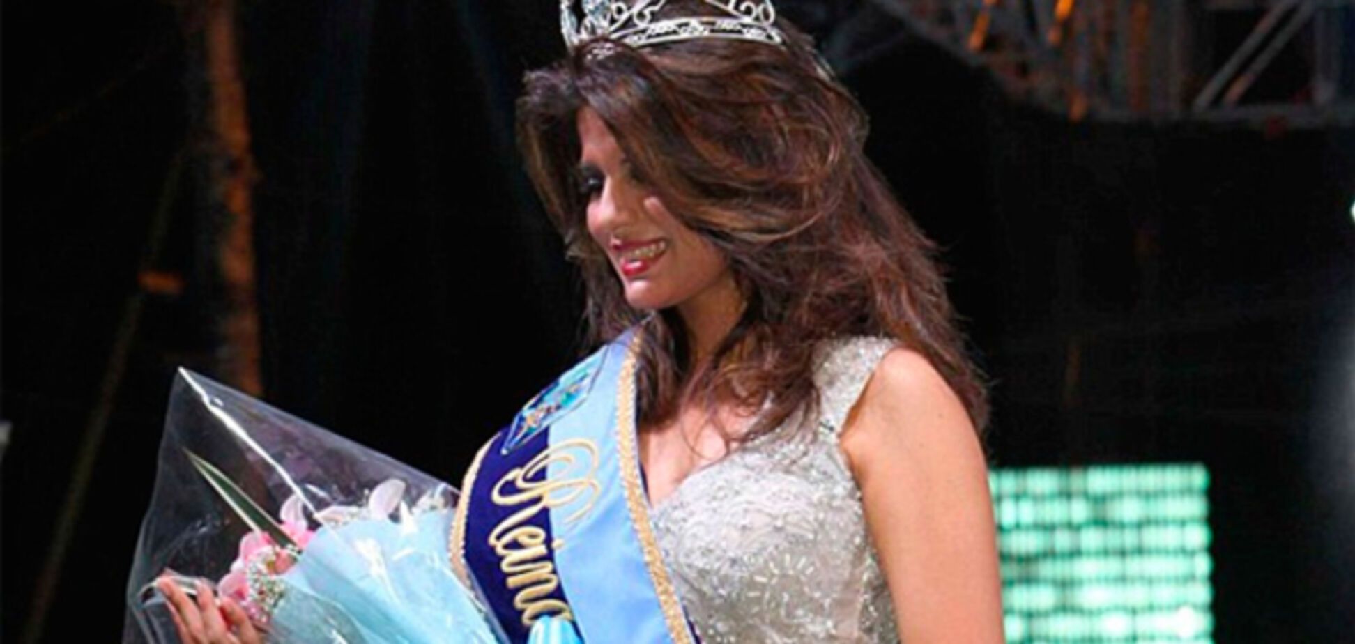 В Эквадоре 19-летняя королева красоты умерла во время липосакции