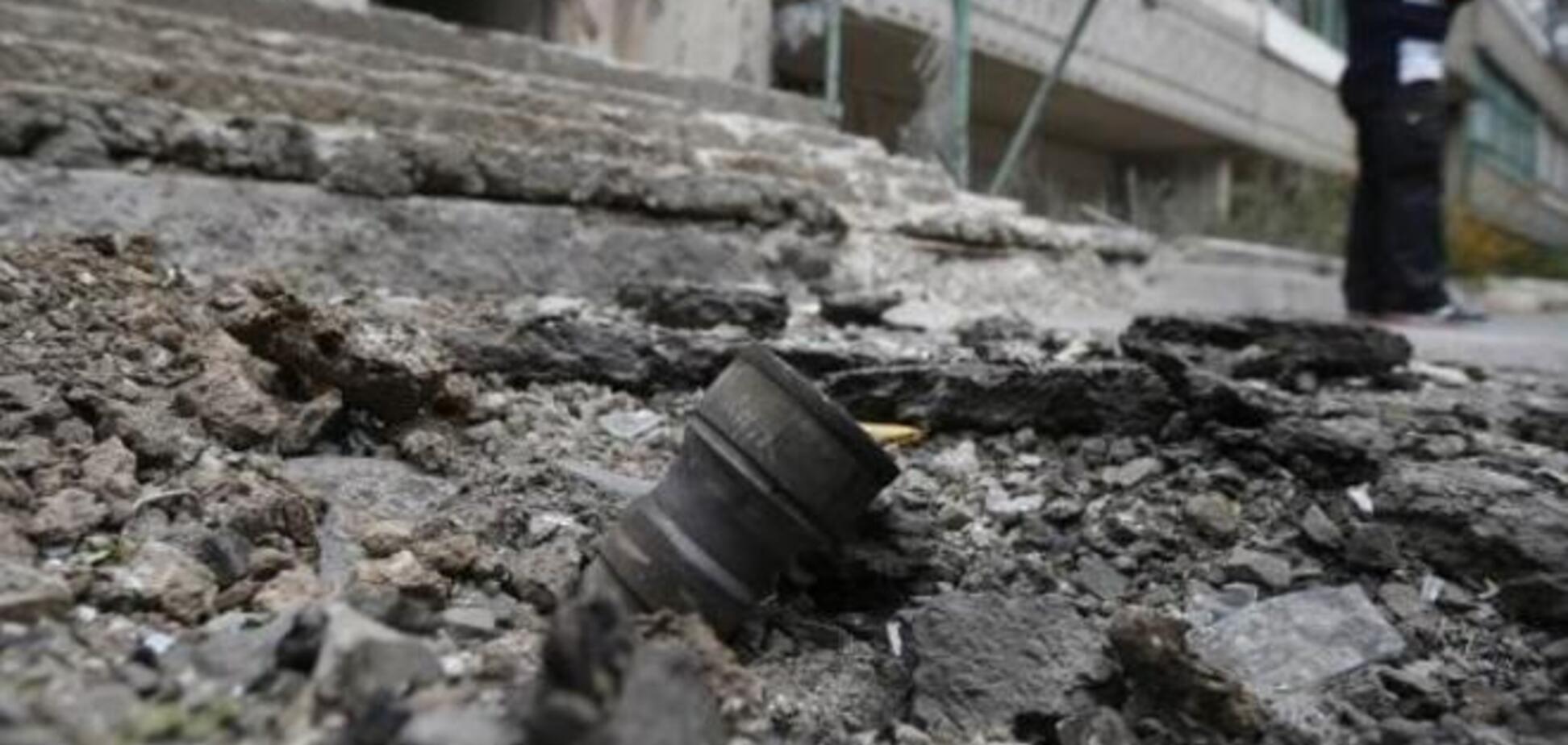 Терористи з мінометів обстрілюють Станицю Луганську: поранено міліціонера