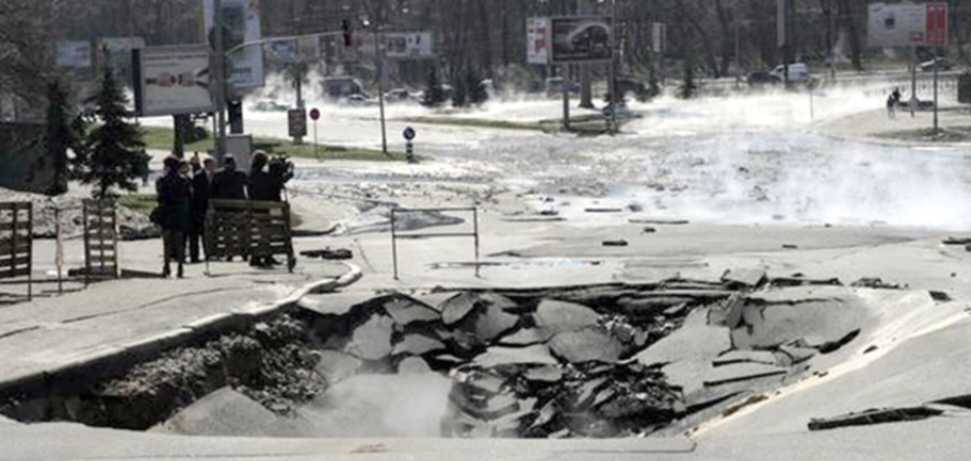 Киев на пороге коммунальной катастрофы. Порывы труб будут на каждом шагу - эксперт
