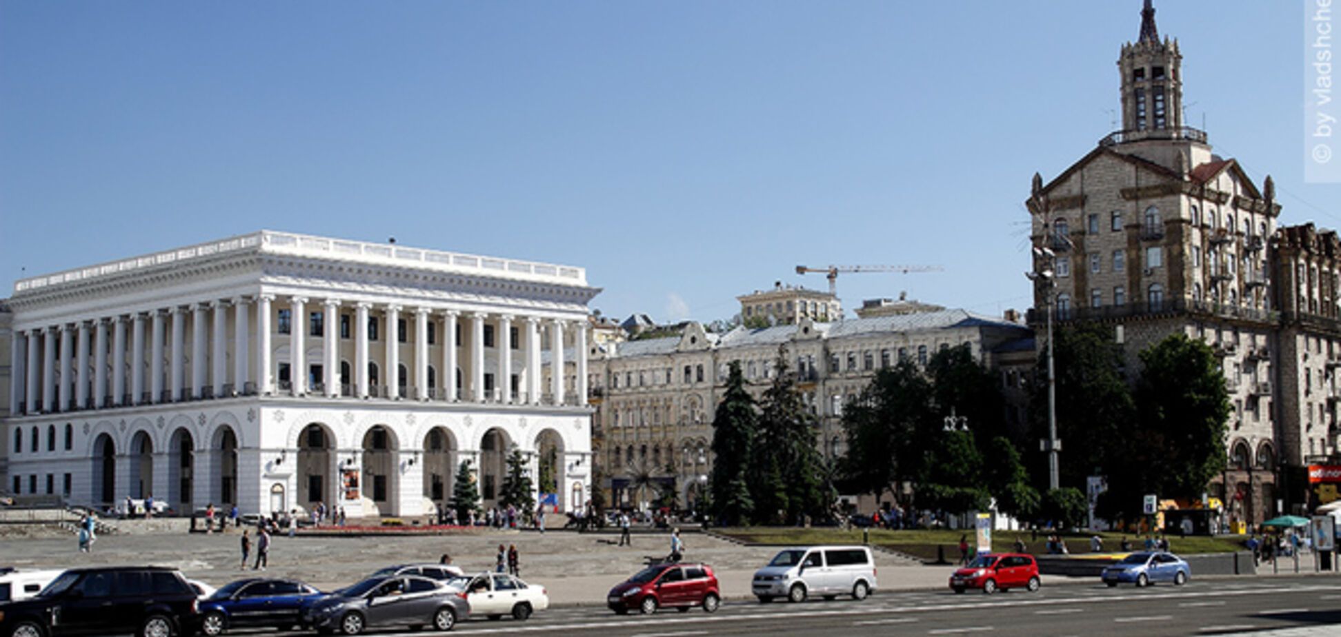 Все здания Крещатика обследуют на устойчивость