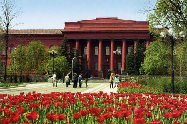 Минобразования пообещало всем вузам полную автономию с 1 сентября