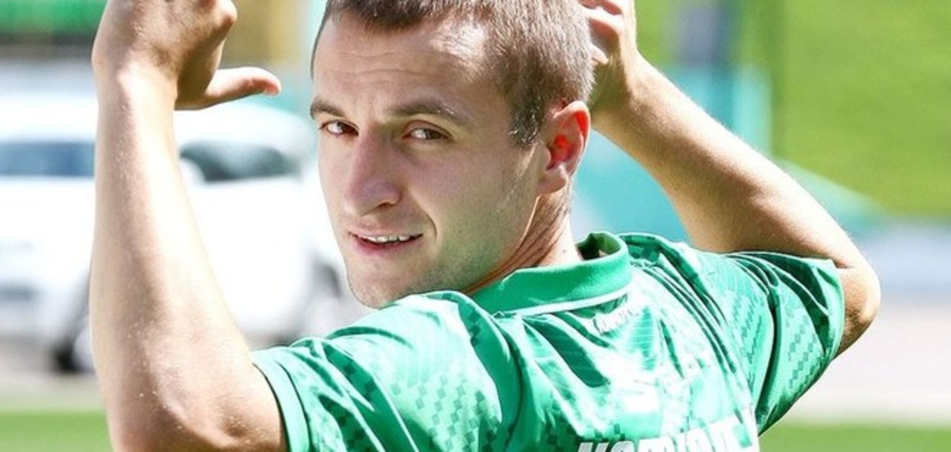 Известный футболист готов торговать яблоками, лишь бы не играть в клубе Шуфрича