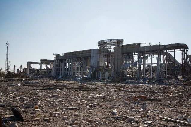 В донецком аэропорту наступило затишье, террористы понесли потери