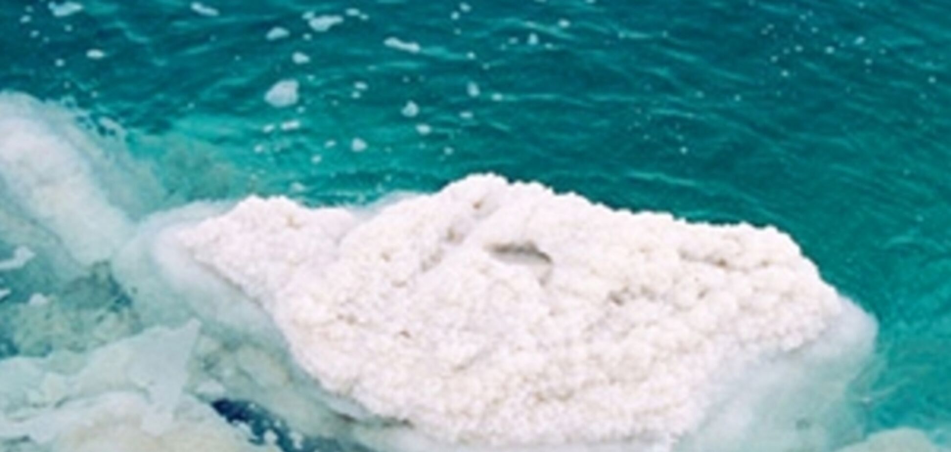 Как очистить организм с помощью соленой воды