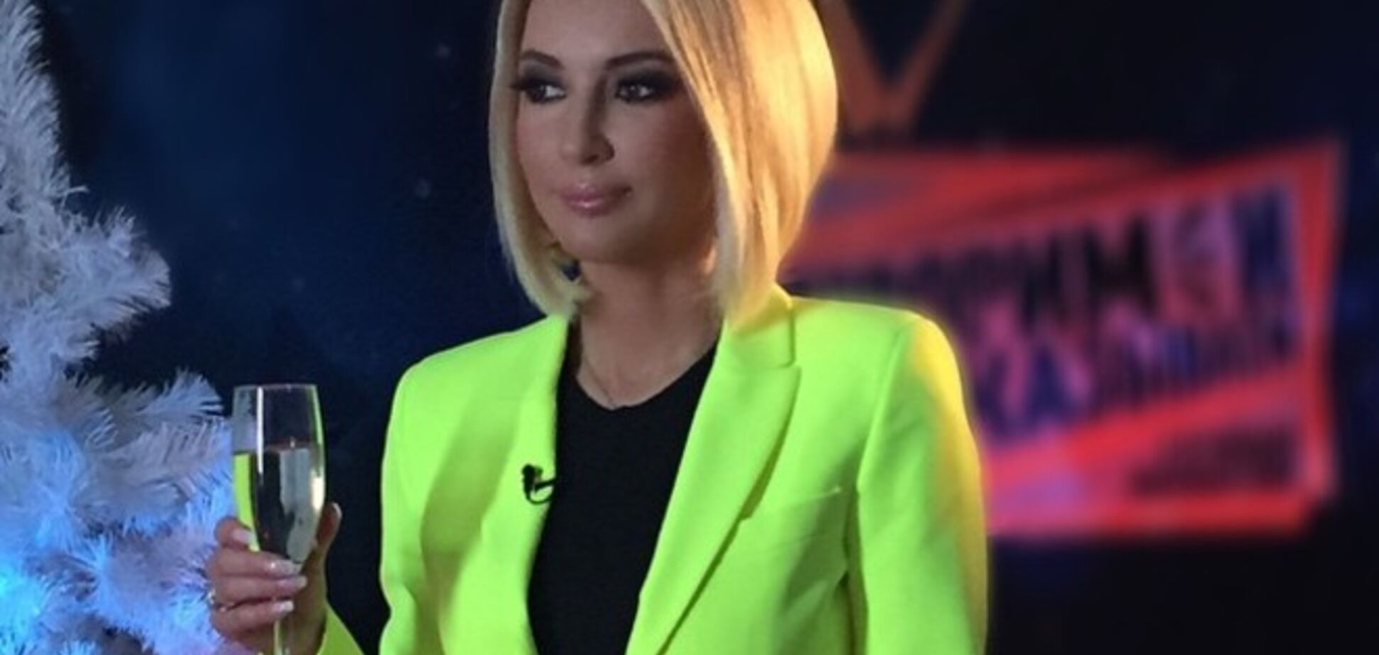 Лера Кудрявцева боится не влезть в платья после праздников