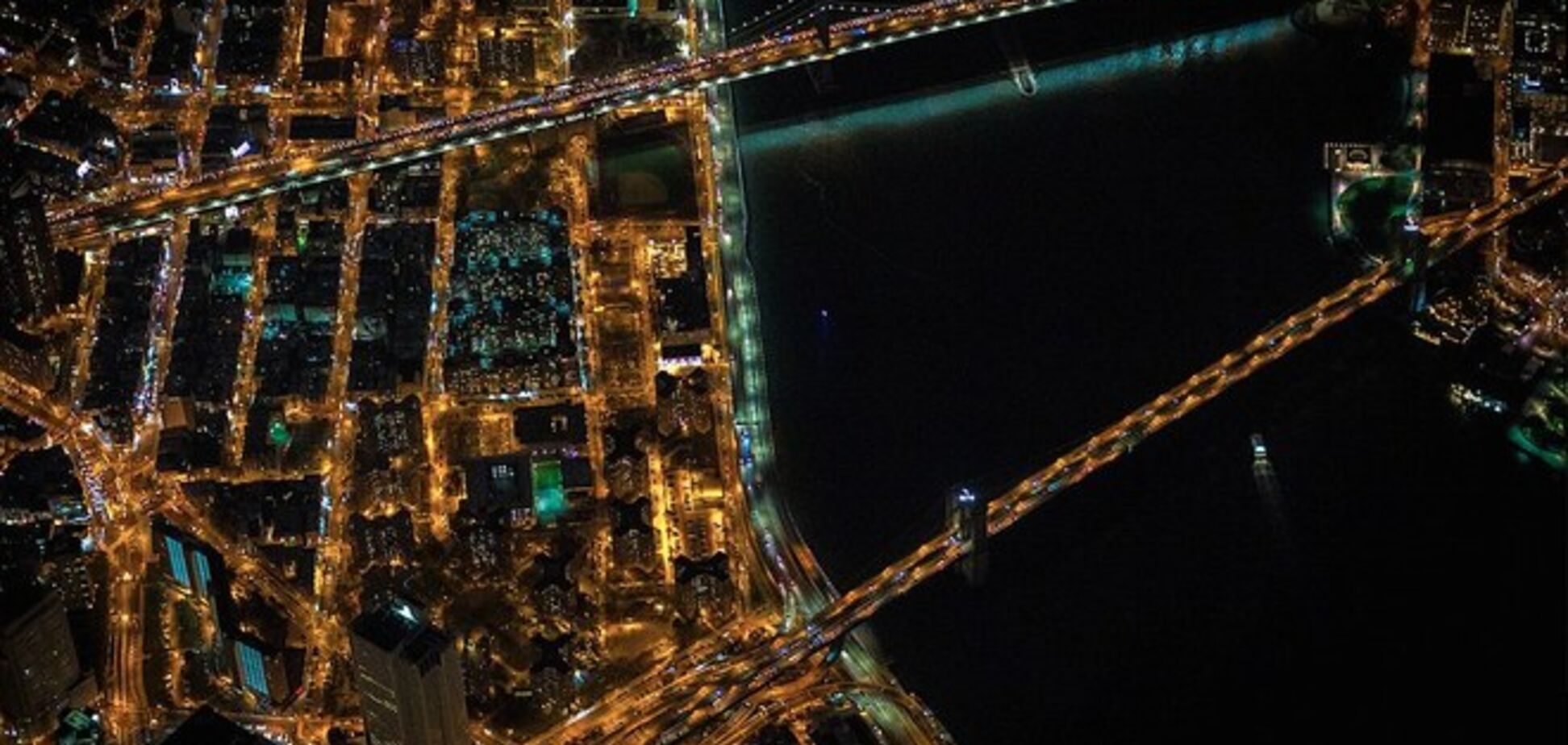 Захватывающий пейзаж ночного Нью-Йорка. Опубликованы фото