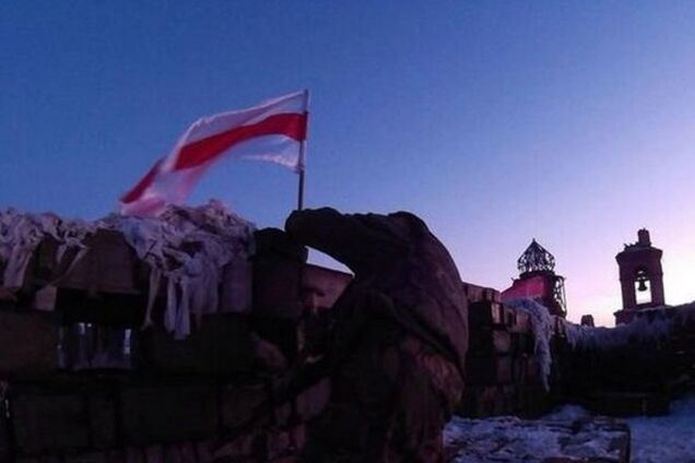 'Киборги' из Беларуси помогают украинским бойцам удерживать донецкий аэропорт: видеофакт