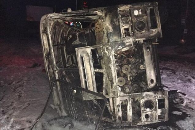 В Донецке выросло число погибших в результате ДТП с джипом террористов