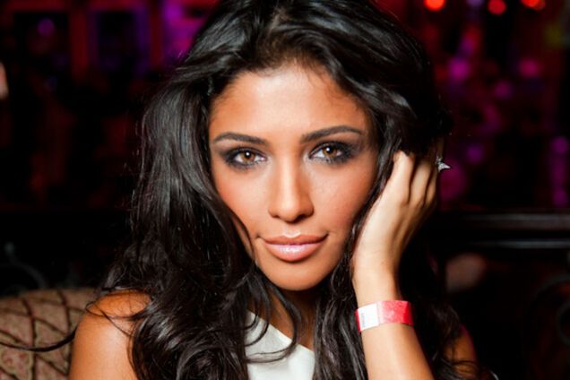 Санта Димопулос засветила в сети своего нового бойфренда?