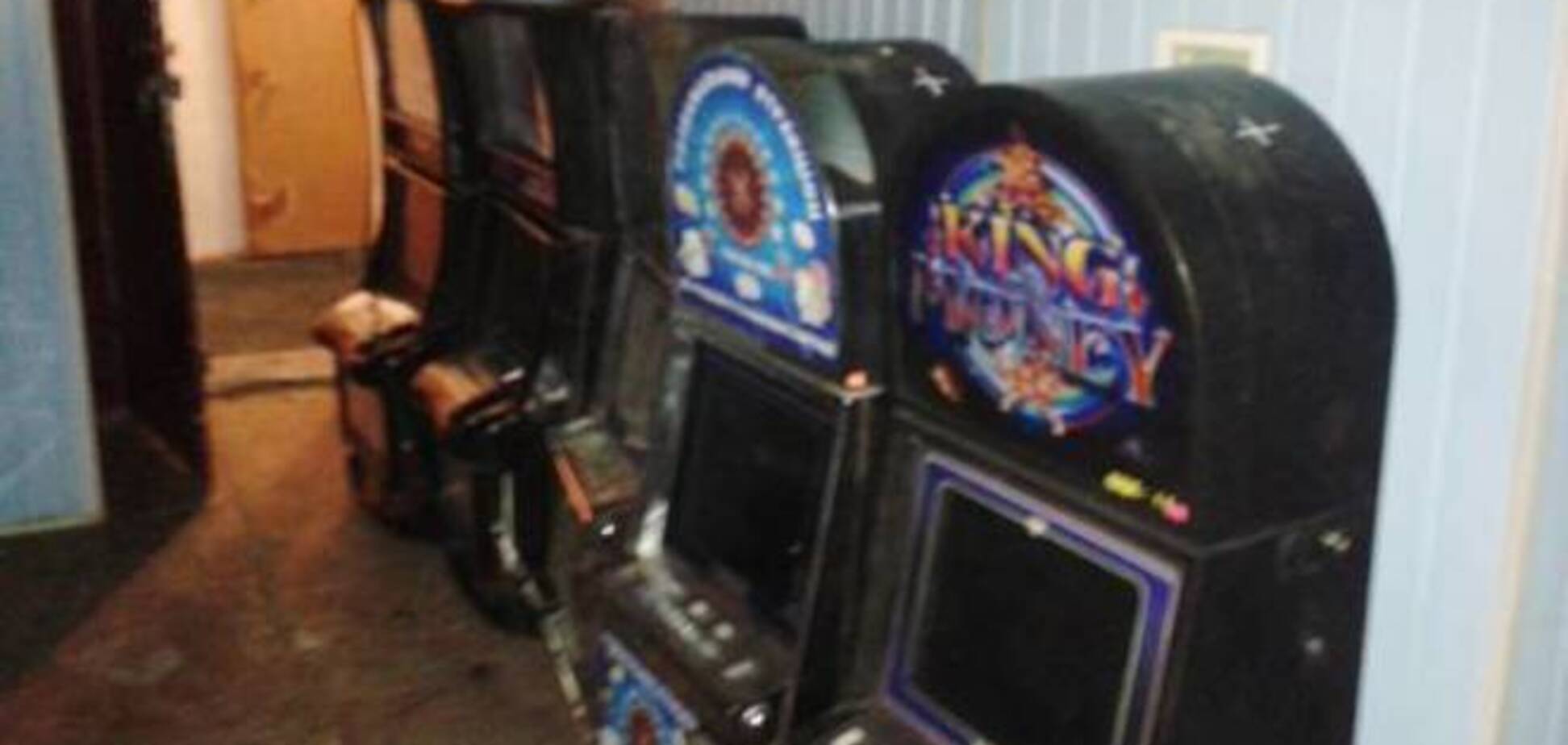 На Киевщине ликвидировали два подпольных салона игровых автоматов