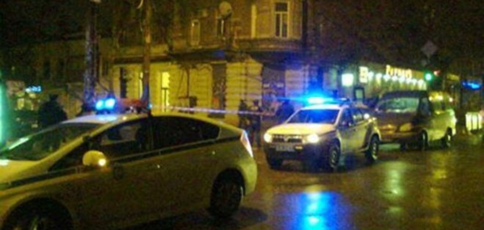 В центре Одессы взорвалась черная сумка: фото с места событий