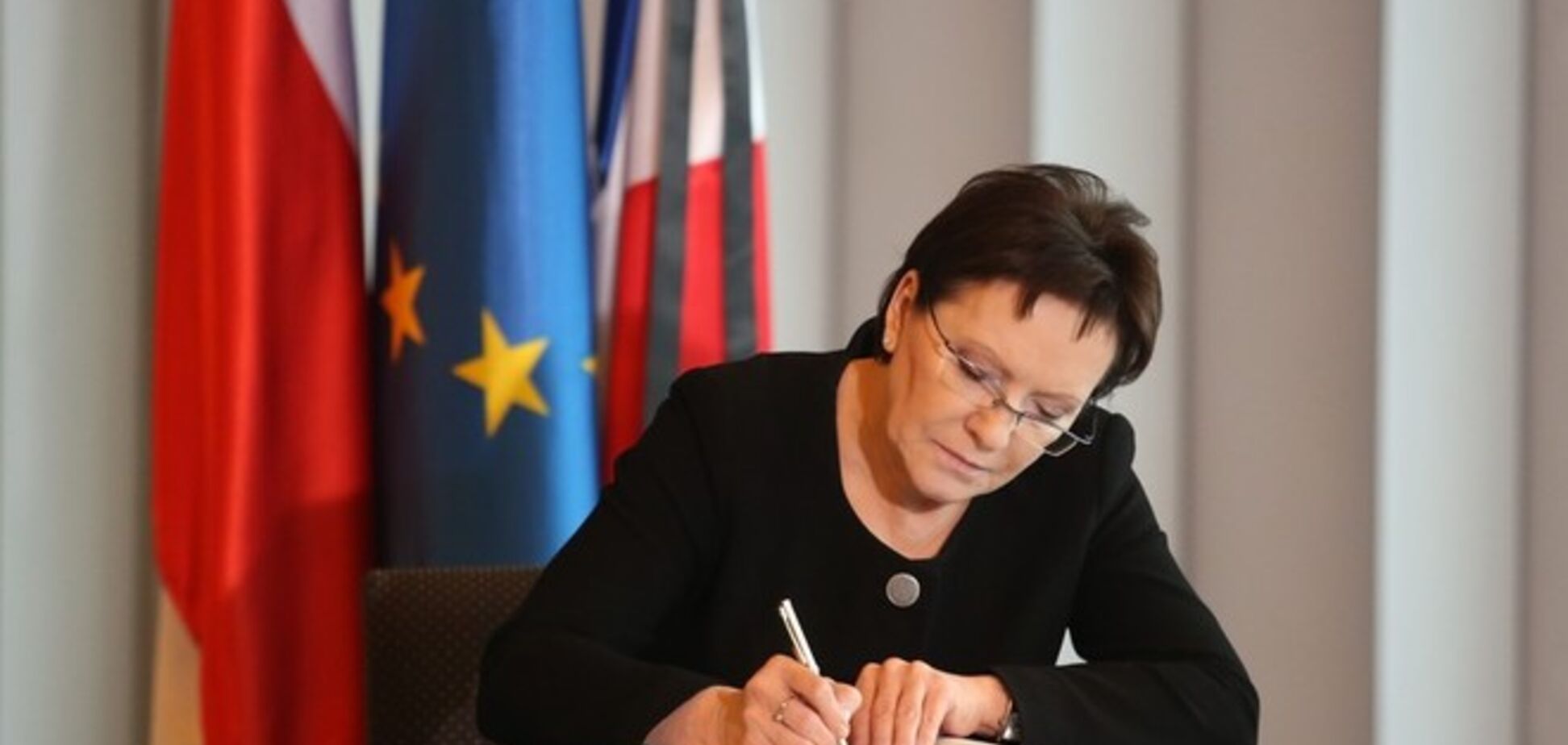 В понедельник в Киев приедет премьер Польши