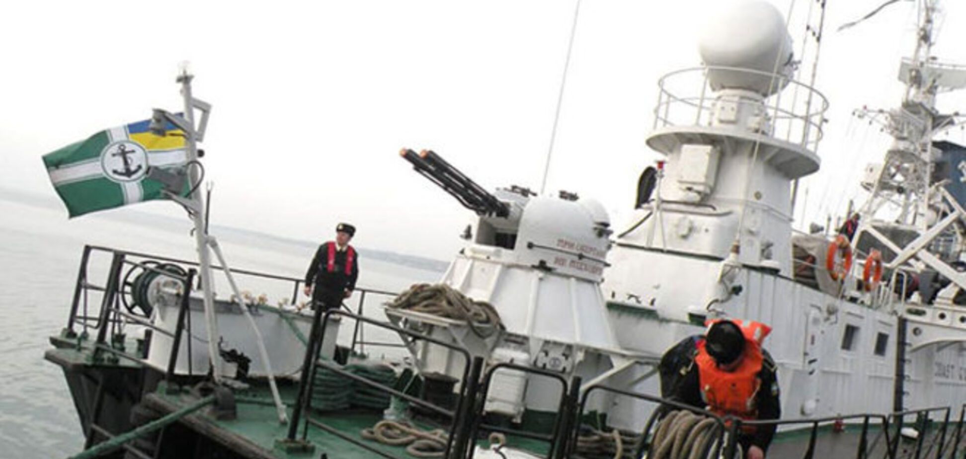 Волонтеры передали современный радар сторожевому кораблю 'Донбасс': опубликованы фото