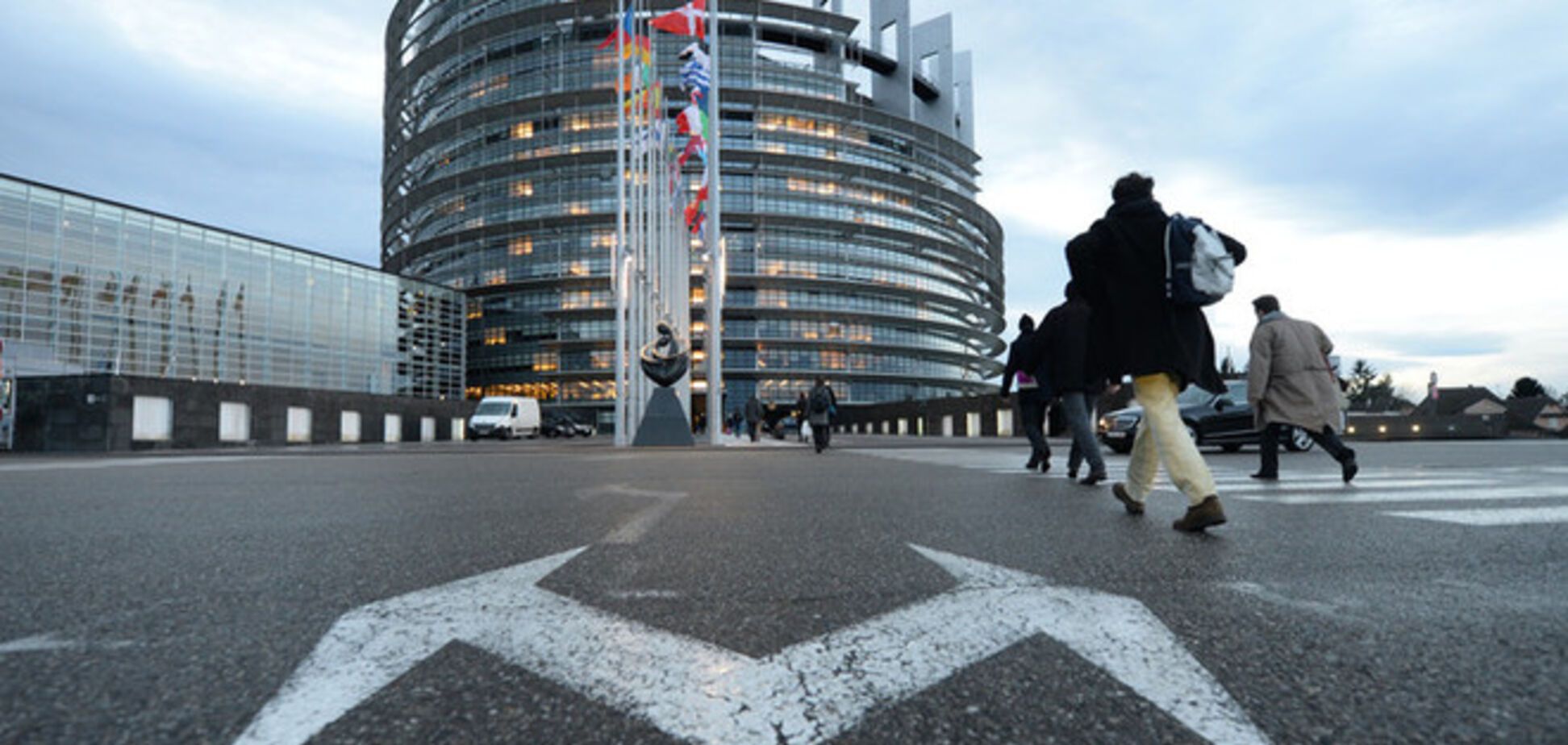 Граждан Евросоюза, желающих вступить в ряды террористов, могут лишить паспортов 