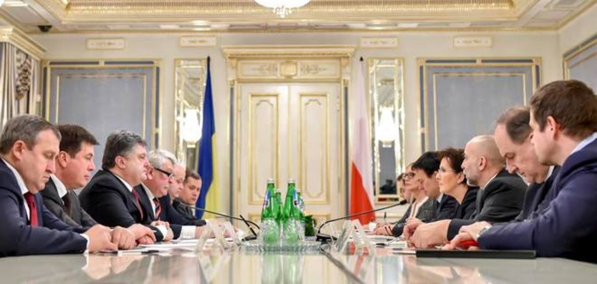 Несмотря на активизацию террористов, Украина готова подписать соглашение о прекращении огня - Порошенко