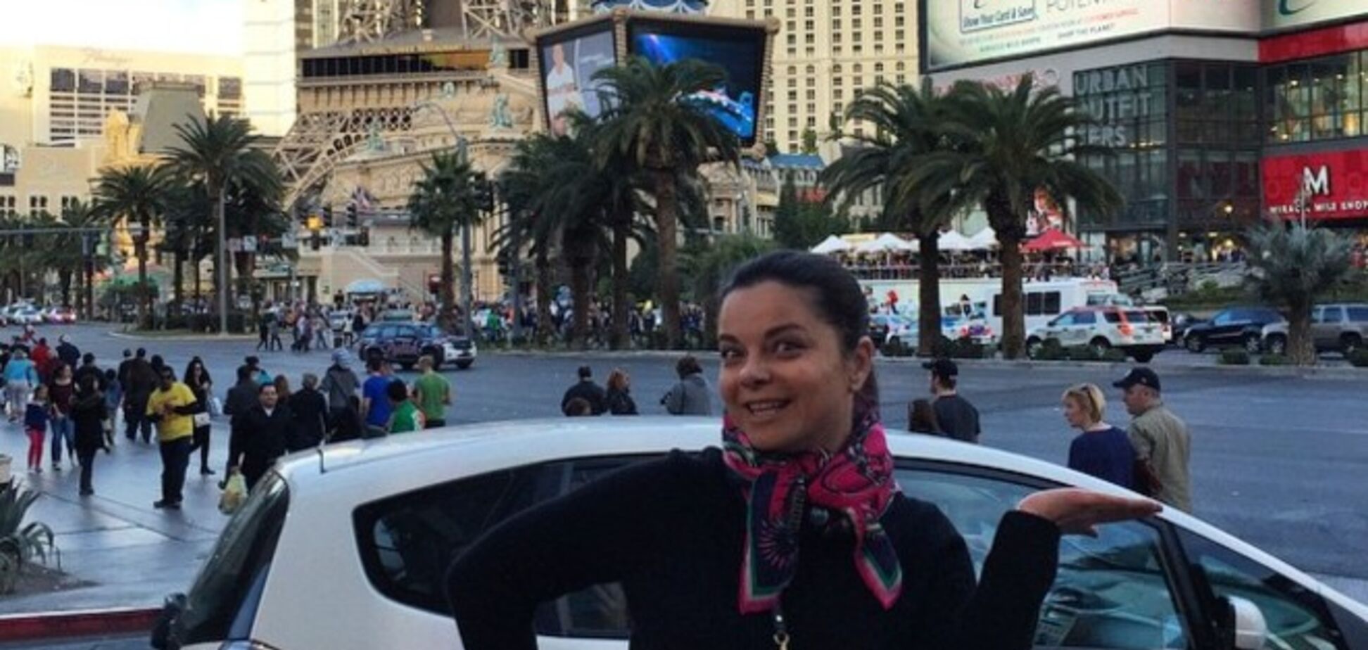 Наташа Королева прогулялась по Лас-Вегасу без макияжа