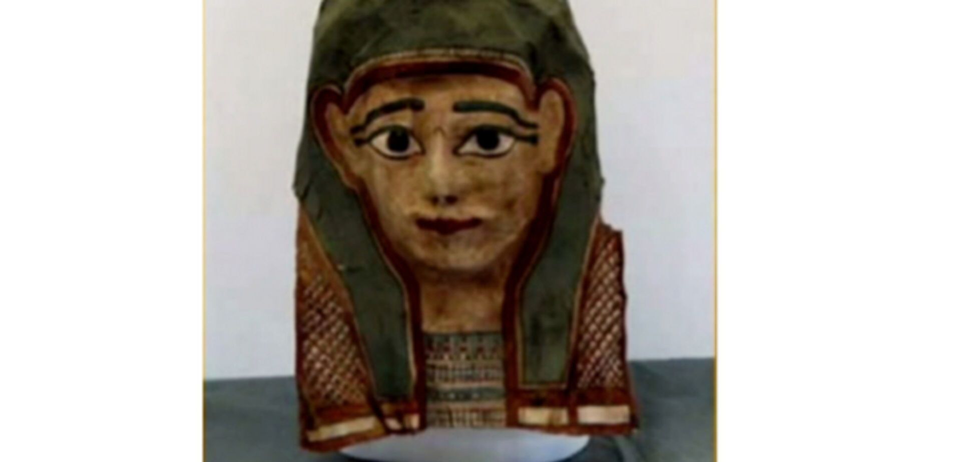 На маске мумии обнаружили древний фрагмент Евангелия