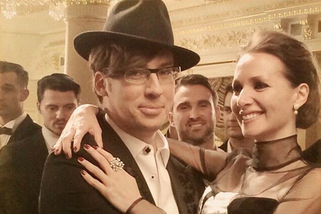 Фото Максима Галкина в объятиях другой женщины произвело фурор