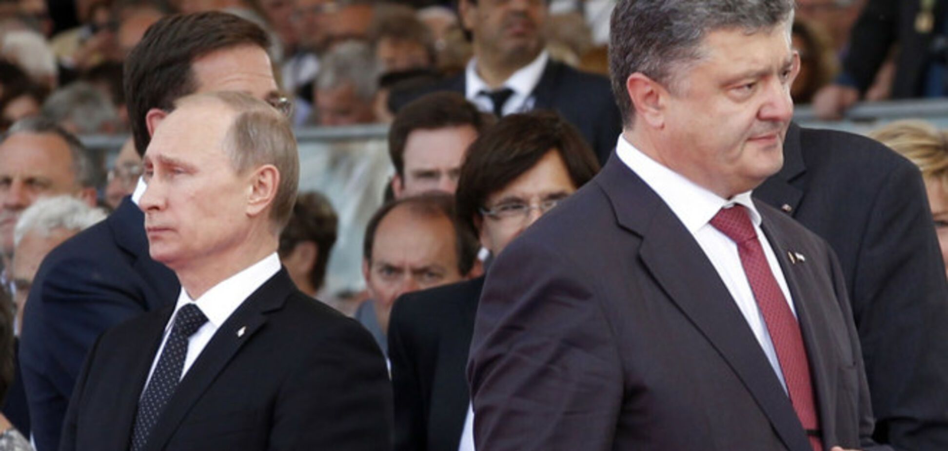 Путин намерен шантажировать Порошенко - российский политолог