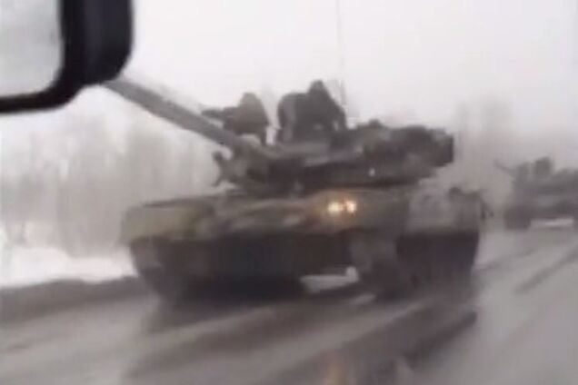 Россияне засняли колонну, которая 'прет на украинскую границу'