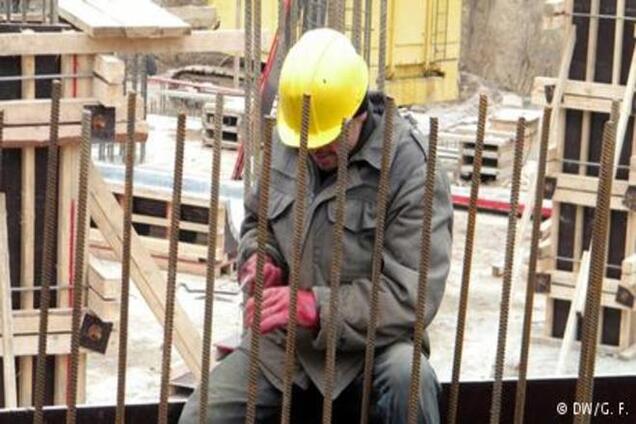 Эксперт: новые миграционные правила увеличат число нелегалов в России