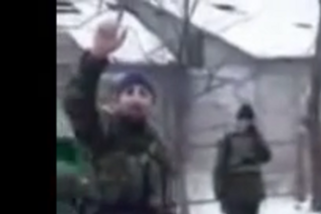 Чеченцы в Донецке с криками 'Аллах Акбар!' палят из миномета возле жилых домов: видеофакт