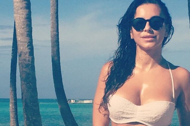 Лорак на отдыхе в Доминикане позирует в бикини и цитирует Духовные писания