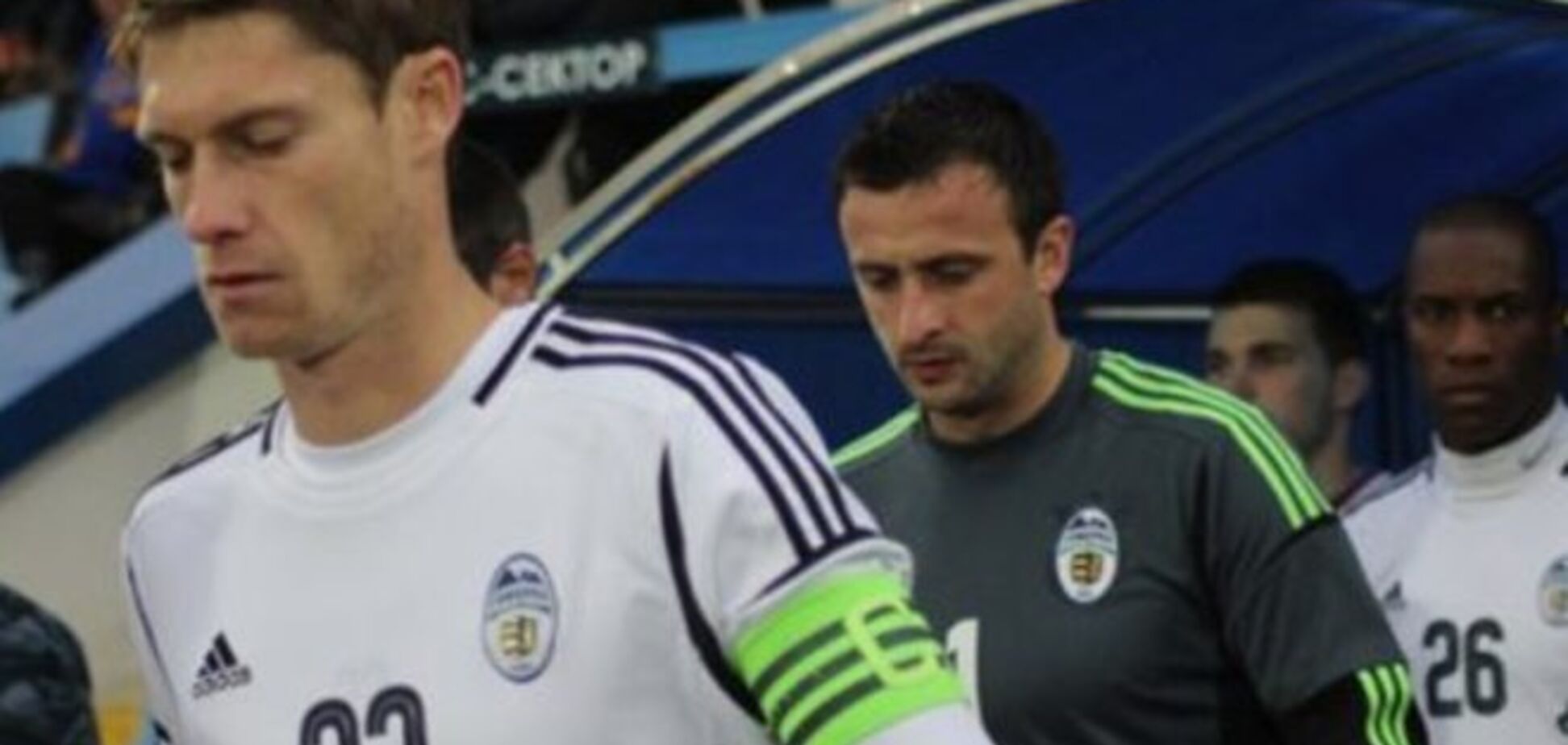 Шуфрич решил вдвое урезать зарплаты футболистов