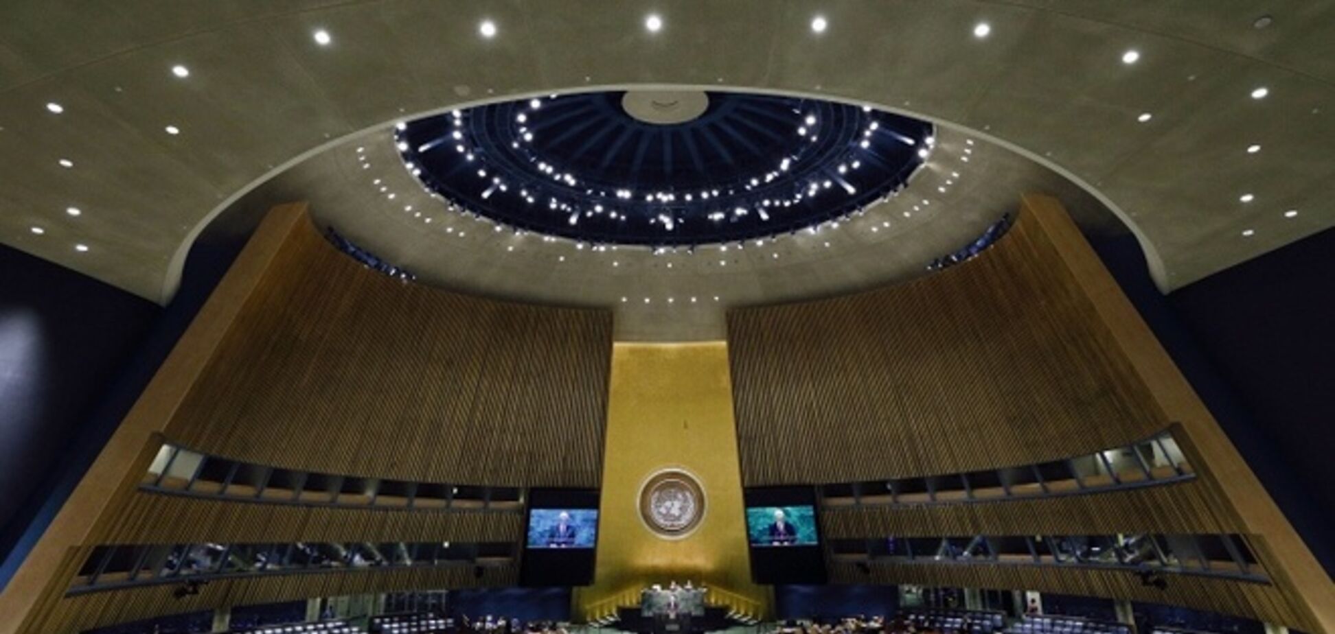Россия в ООН заявила о недопустимости 'госпереворотов' как средств смены власти