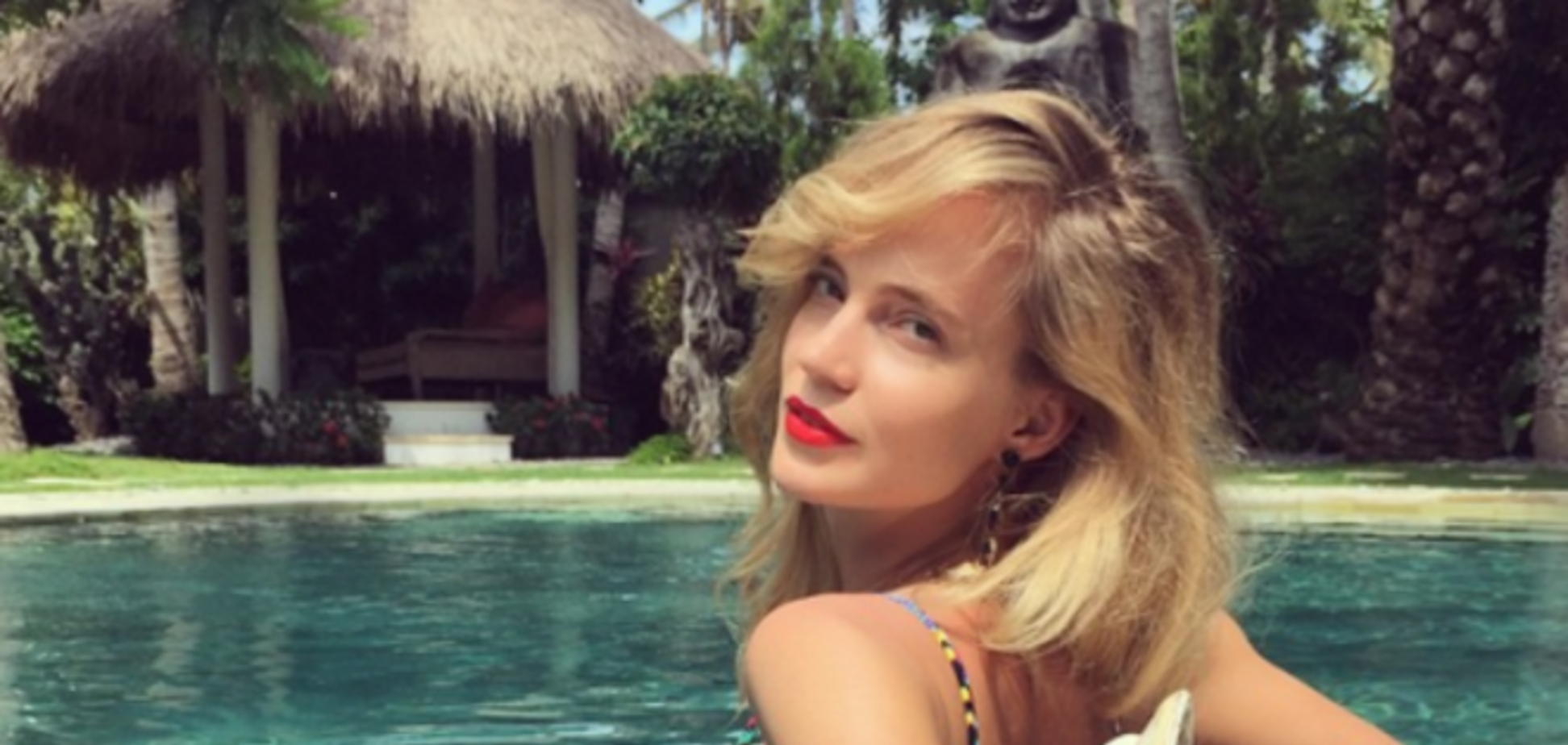 Глюкоза поразила своей осиной талией на Бали