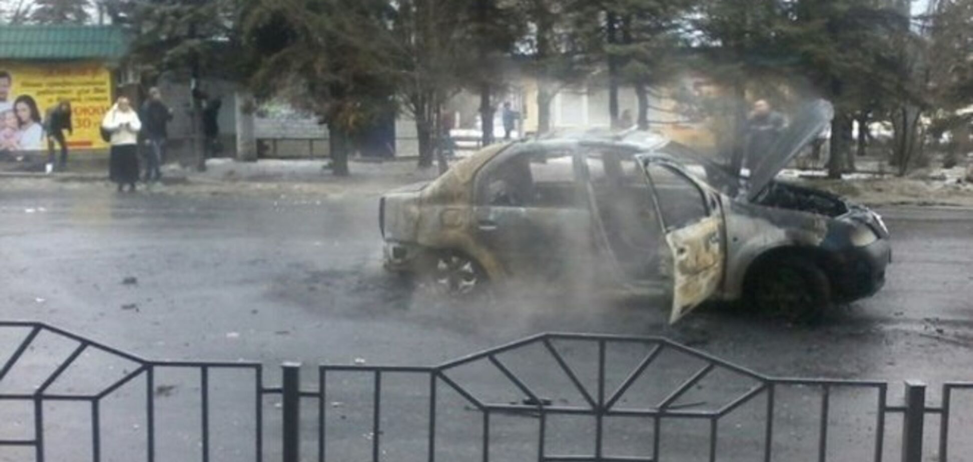 Обстрел остановки в Донецке унес жизни девяти человек - генпрокурор