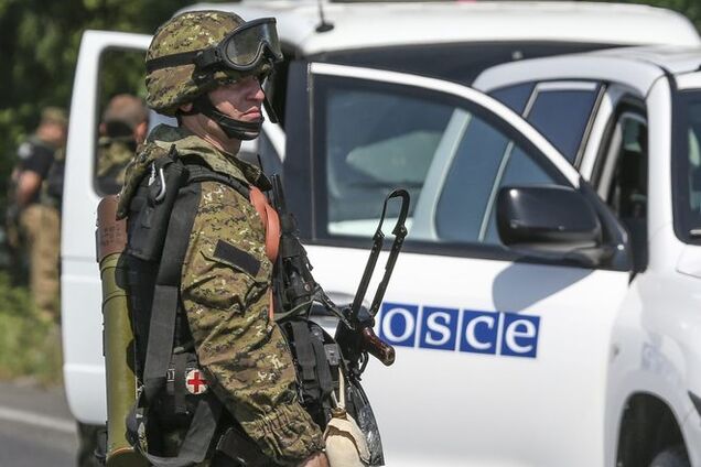 Российских военных эвакуируют из общего центра в Дебальцево