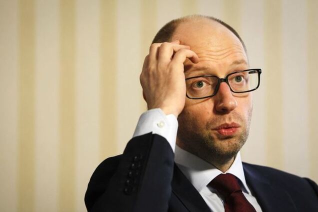 Правительство Арсения Яценюка обязано это сделать немедленно, иначе крах Украины