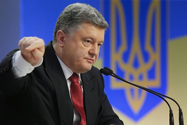 Порошенко поручил созвать заседание СНБО из-за ситуации на Донбассе