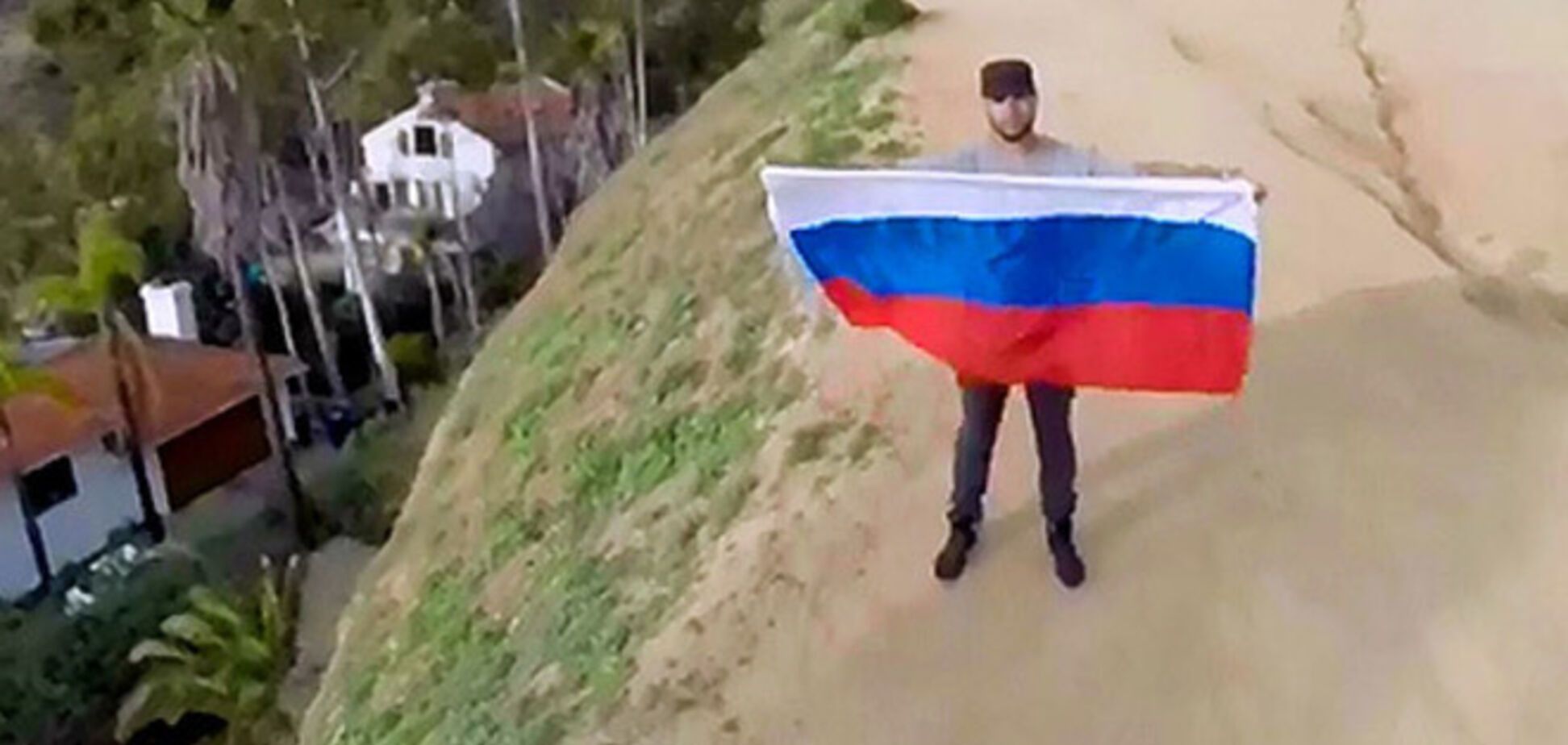 Тимати наврал об аресте за флаг России в Лос-Анджелесе