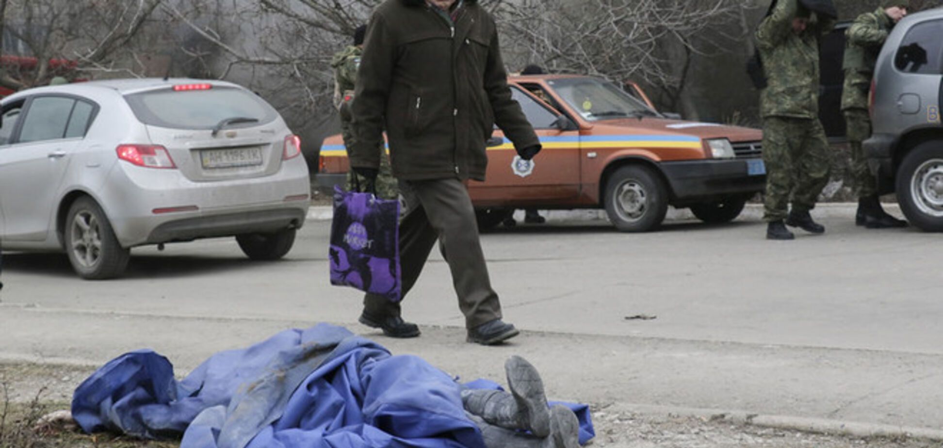 Боевики совершили теракт в Мариуполе при поддержке России - Порошенко