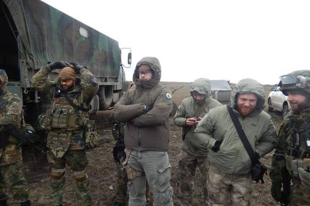 Полк 'Азов' похвастался в сети полевыми учениями: опубликованы фото