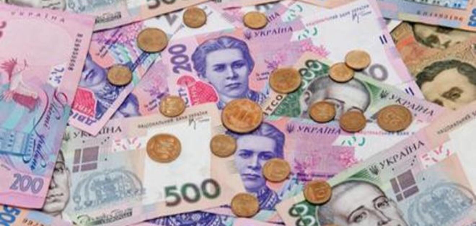 Кризис доверия: украинцы предпочитают хранить сбережения дома?