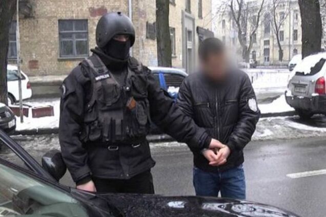 Милиция задержала киевлянина, который поставлял проституток в Россию