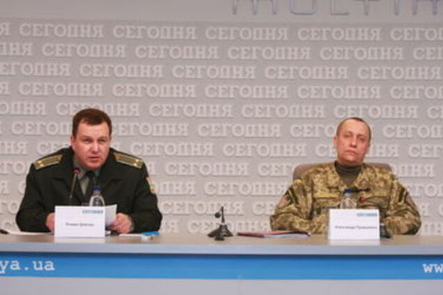 Українці розлучаються і стають батьками-одинаками, щоб не йти в АТО