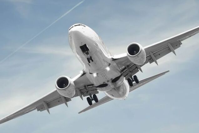 Украина закрыла воздушные пункты пропуска в Донецке и Луганске