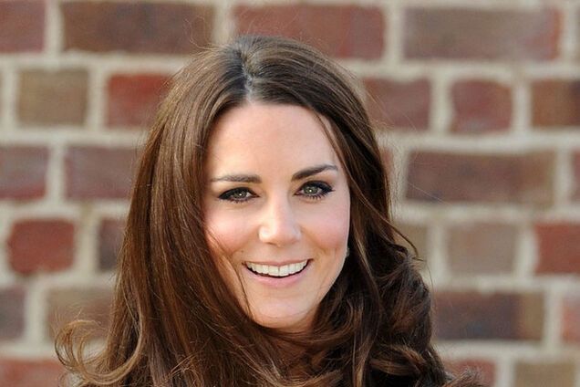 Жертва фотошопа: Кейт Миддлтон изменилась до неузнаваемости