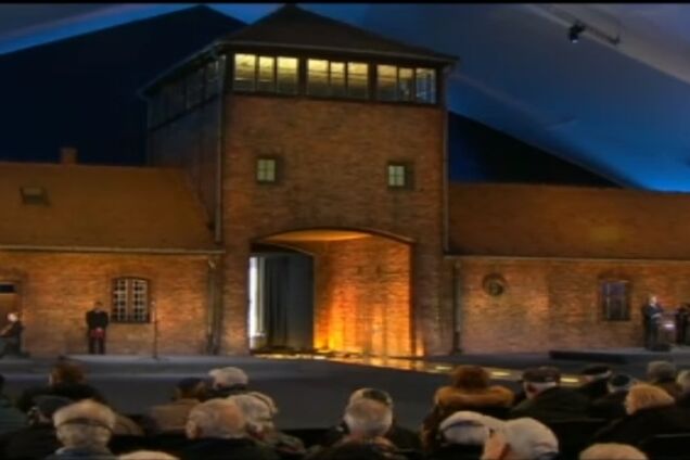 Польша отмечает 70-летие освобождения концлагеря Аушвиц: прямая трансляция