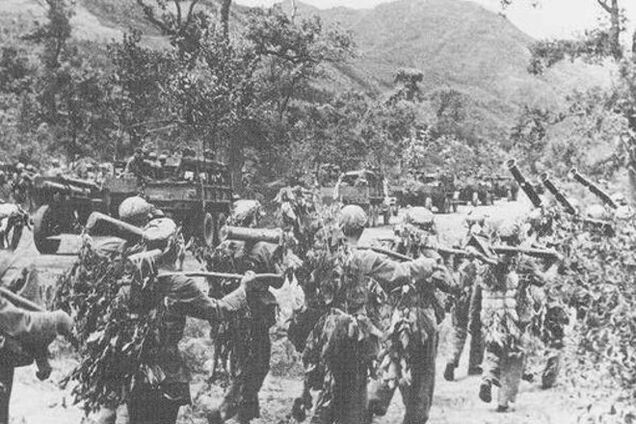 Наследники китайских ватников. Путин спер идею у Мао