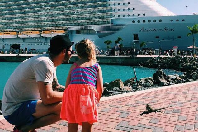 Дочери Анны Седоковой нашли общий язык с ее новым бойфрендом