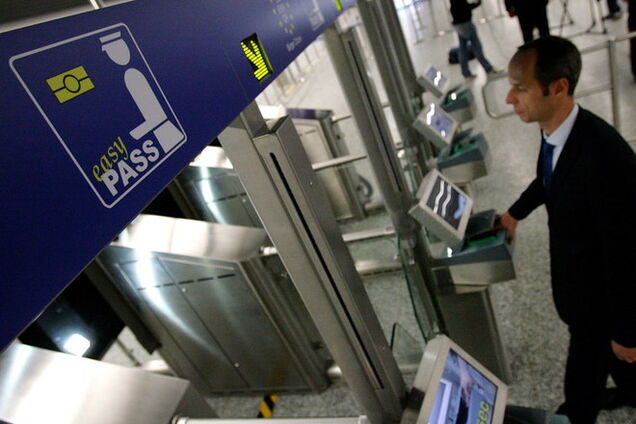 Эксперт перечислил препятствия на пути предоставления Украине безвизового режима с ЕС